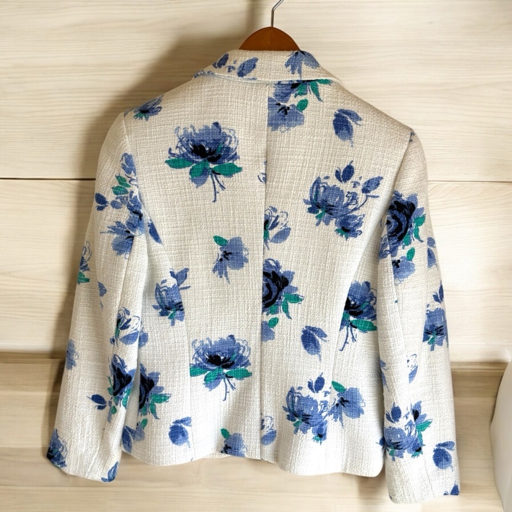 Petite Sophisticate-NWT Size 6 stunning woven cotton floral blazer. Lined. New! - Picture 9 of 16